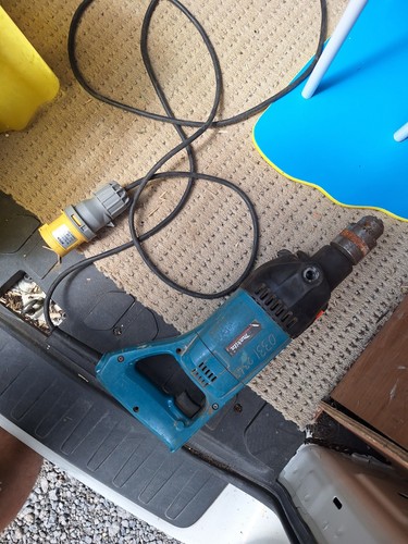 Makita 8406 diamond core - diamond,