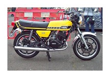 Yamaha RD 250 B yellow