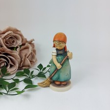 Hummel Little Sweeper