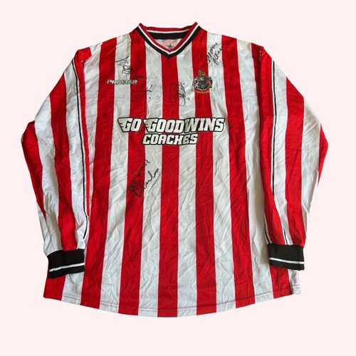 Altrincham home signed - altrincham, fc