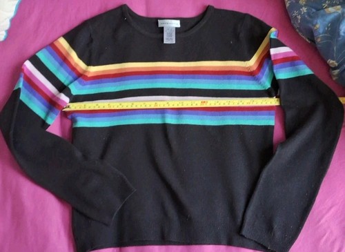 Black stripy warehouse close - black,