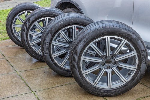 Alloy wheels tyres - wheels,