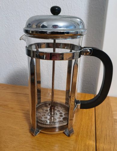 Harrods cafetiere cups - 8,