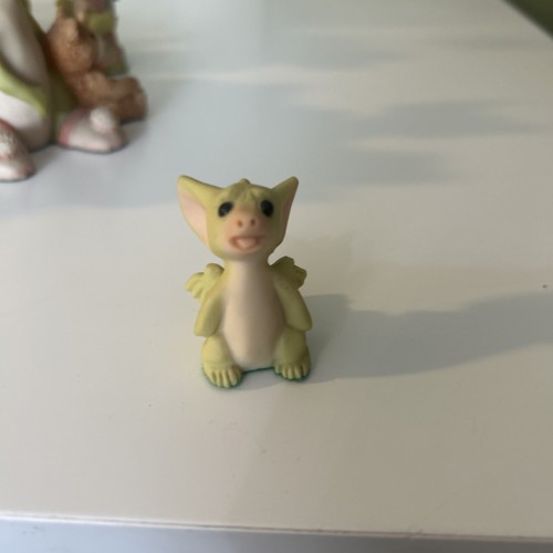 Collectible world pocket - collectible,