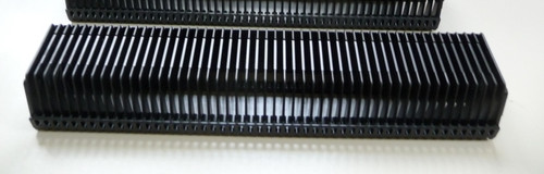 Slide projector cassette tray