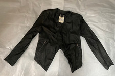 BB Dakota Open Drapped Front