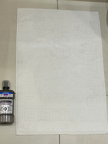 White 100 cotton - 100%, bordered