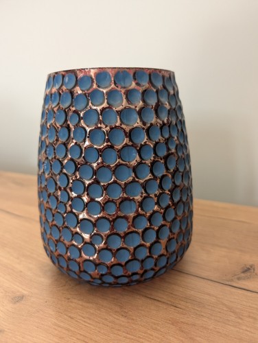 Blue and metallic - blue,