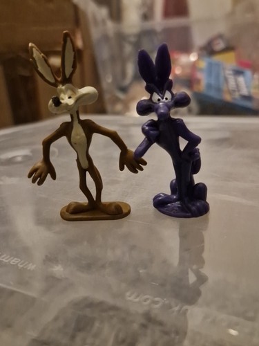 Vintage wile coyote - wile, e