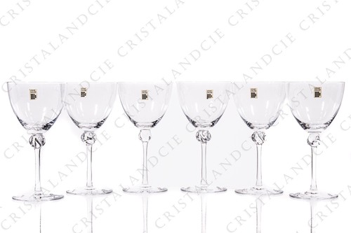 Six wine glasses 3 - glasses, no.