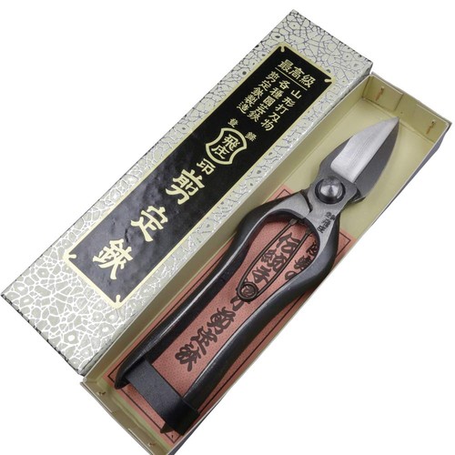 Tobisho double edged pruning - tobisho, double-edged