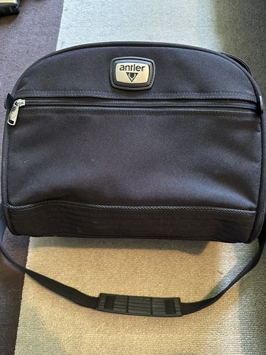 Antler carry vanity - on, case
