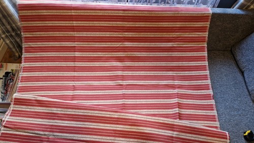 Remains upholstery fabric - ~3m,