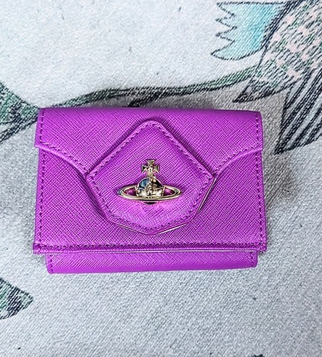 Authentic vivienne westwood - vivienne,