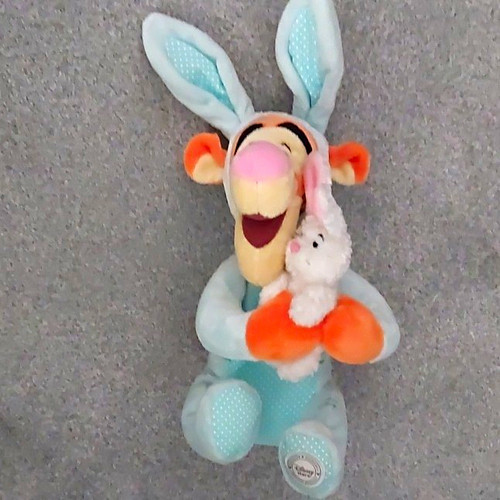 Disney store tigger plush soft - store,
