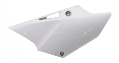 Plastic side panels 21 - side,