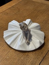 Nao by Lladro - Dance Class