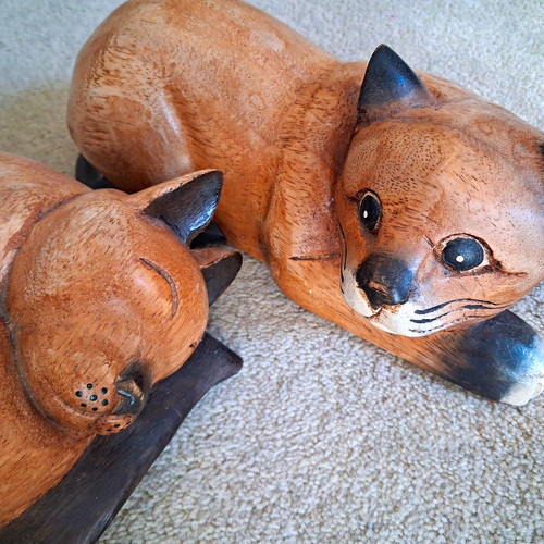 Lovely pair wooden cat - lovely,