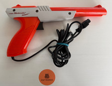 Nintendo nes zapper gun - nintendo,