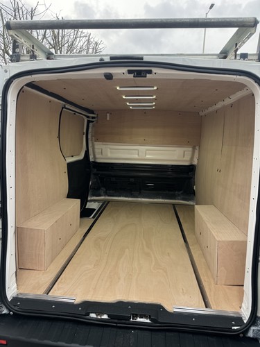 2017 renault trafic 6 dci - ,