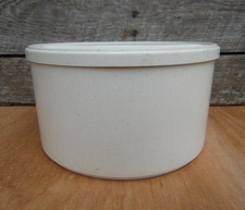 Vintage HERITAGE Large Round Beige Plastic Airtight Storage Container Cake Bread