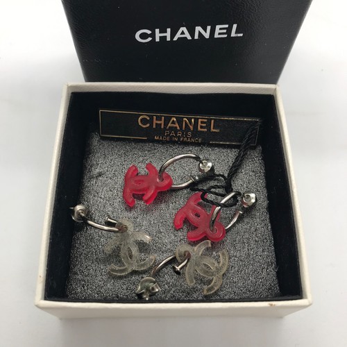 Authentic chanel logo - cc,