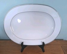 Boots Platinum Collection Oval