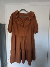Used Boohoo Size 18 Tan/Brown