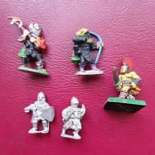 Warhammer 5  x METAL FIGURES". By Games Workshop.