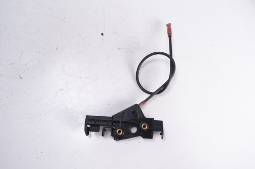 Seat lock and - cable, triumph