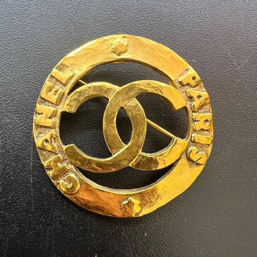 Chanel vintage round logo - vintage,