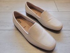 Clarks Georgia Cream Leather Slip On Shoes Wide Fit UK Size 8