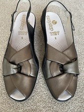 Ladies Easy Step Dark Taupe, Dark Champagne & Black Leather Sandals Size 6 VGC