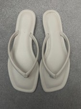 Primark UK Size 5 Cream Faux