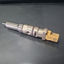 1952044 1972590 141325439 Fuel Injector For DAF CF XF Truck Parts