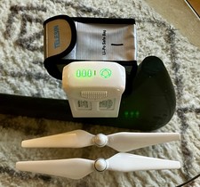 Dji - Phantom 4 Battery - Good Condition + Spare Propellors - UK - no long wait!