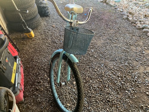 Vintage huffy bicycle - bicycle, beach