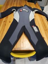 Ladies Tigullio T52 semi dry suit & vest, size M, good condition. Hood included