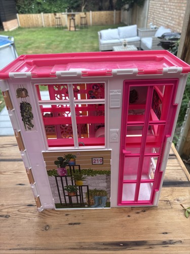 Barbie vacation folding house - barbie,
