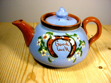Torquay Blue Good Luck Horseshoe Tea Pot - Du'ee ave a cup of Tay old Dear