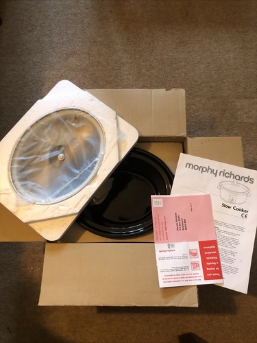 Slow cooker 5ltrs brand - new,