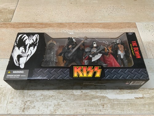 Kiss the demon 2005 mcfarlane - the,