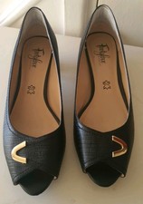 Footglove Size 5 Wider Fit Black Leather Peep Toe Shoes.