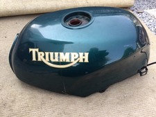 triumph 900 t300 trident fuel tank green