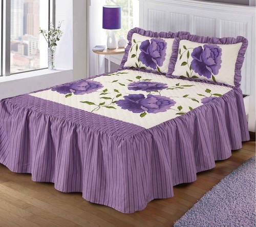Floral quilted bedspread bed - bedspread,