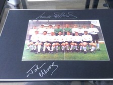 LUTON TOWN   SIGNED TEAM