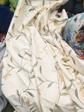 Silk mix embroidered door - embroidered,