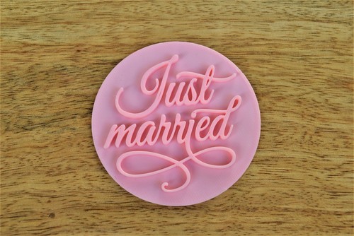 Just married cookie - married,