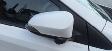 Toyota auris hatchback osf - auris,
