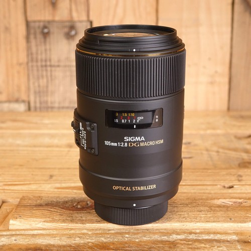 Used sigma 105mm - f2.8, dg
